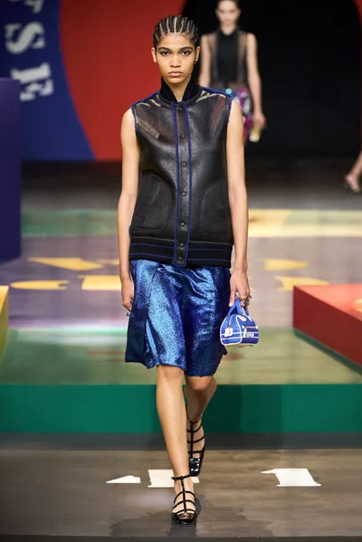 Look 76